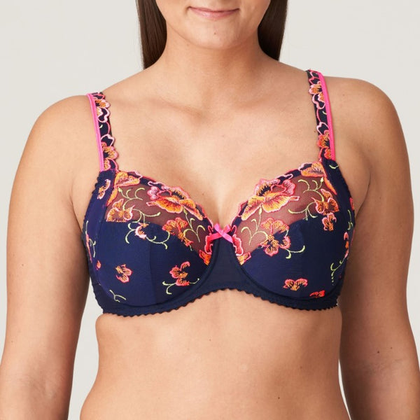 //www.esterella.nl/cdn/shop/files/Low-ps_0163440_VEL_600x600.jpg?v=1684754603