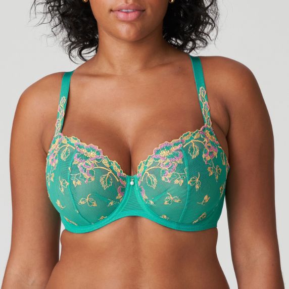 //www.esterella.nl/cdn/shop/files/Low-ps_0163462_SYT_600x600.jpg?v=1701794458