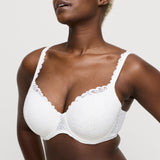 //www.esterella.nl/cdn/shop/files/Low-ps_0242470_NAT_2_compact.jpg