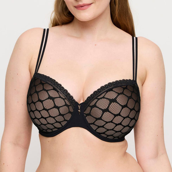 //www.esterella.nl/cdn/shop/files/Low-ps_0242492_ZWA_600x600.jpg?v=1754118427