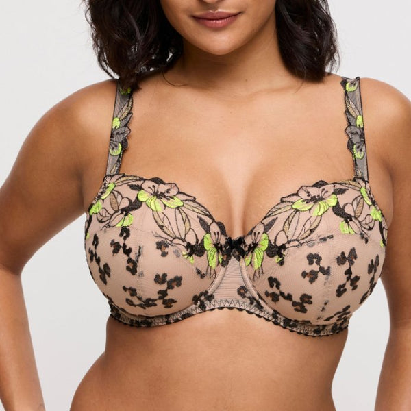 //www.esterella.nl/cdn/shop/files/Low-ps_0263572_WLB_600x600.jpg?v=1752855452