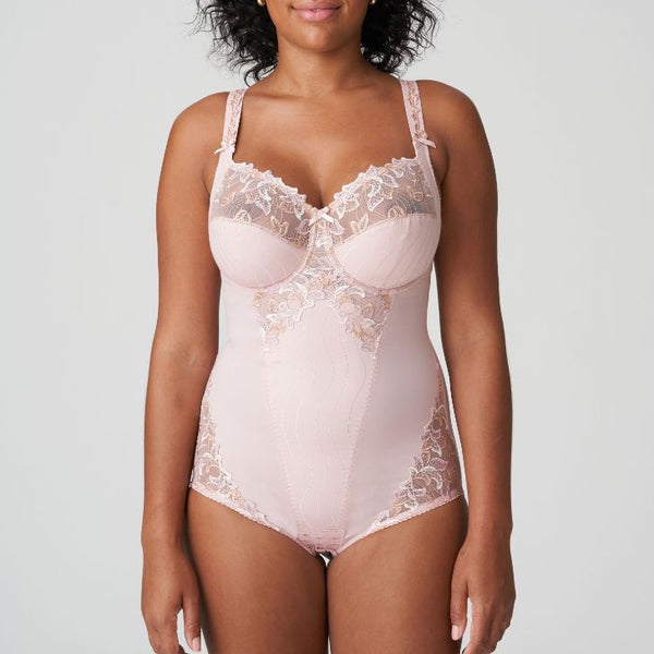 //www.esterella.nl/cdn/shop/files/Low-ps_0461810_VIP_600x600.jpg?v=1701795549