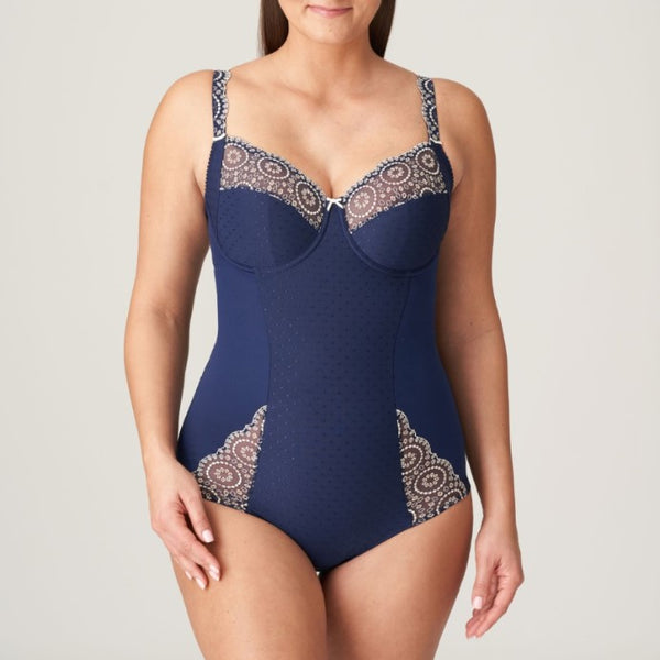 //www.esterella.nl/cdn/shop/files/Low-ps_0463310_SAF_600x600.jpg?v=1684583916