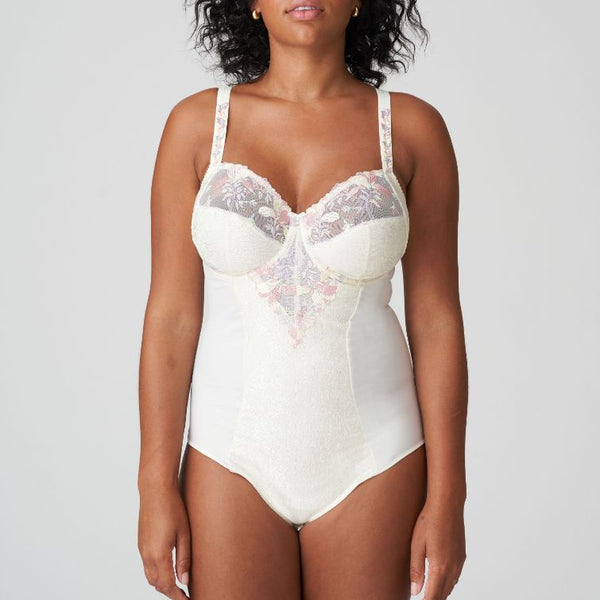 //www.esterella.nl/cdn/shop/files/Low-ps_0463390_VIG_600x600.jpg?v=1701794738