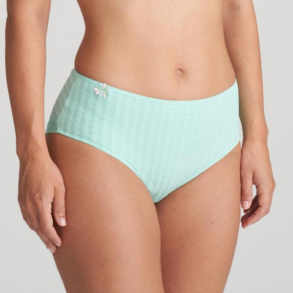 //www.esterella.nl/cdn/shop/files/Low-ps_0500411_MIA_2_600x600.jpg?v=1702302965