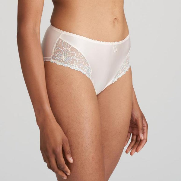 //www.esterella.nl/cdn/shop/files/Low-ps_0501336_BDC_2_600x600.jpg?v=1703858524
