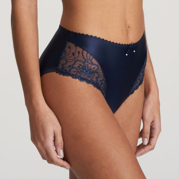 //www.esterella.nl/cdn/shop/files/Low-ps_0501336_VEL_2_600x600.jpg?v=1684753997
