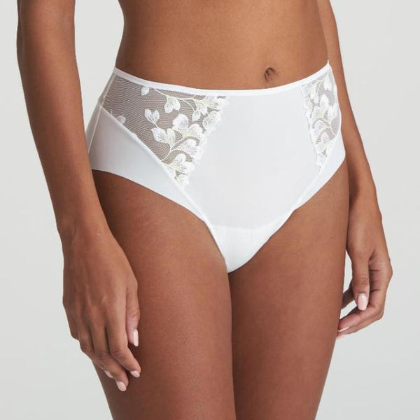 //www.esterella.nl/cdn/shop/files/Low-ps_0502521_WIT_2_600x600.jpg?v=1705051135