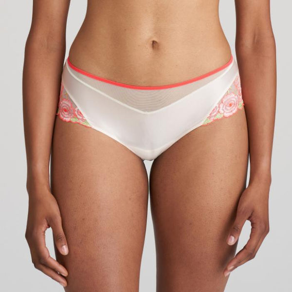 //www.esterella.nl/cdn/shop/files/Low-ps_0502782_FPU_600x600.jpg?v=1705074309