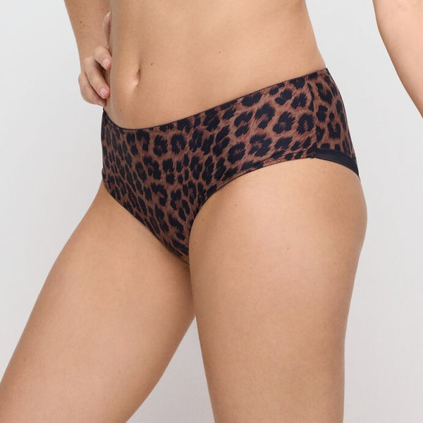 //www.esterella.nl/cdn/shop/files/Low-ps_0520822_FAV_2_600x600.jpg?v=1758795116