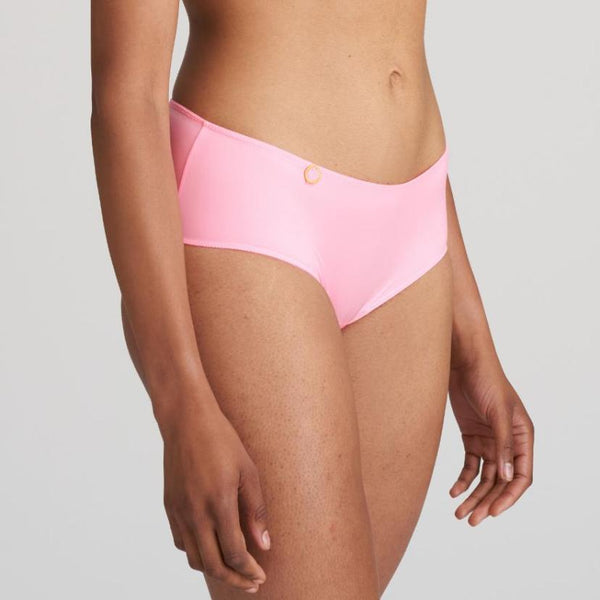 //www.esterella.nl/cdn/shop/files/Low-ps_0520823_HAP_2_600x600.jpg?v=1702293145