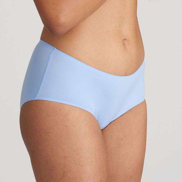 //www.esterella.nl/cdn/shop/files/Low-ps_0521513_OAI_2_600x600.jpg?v=1702372128