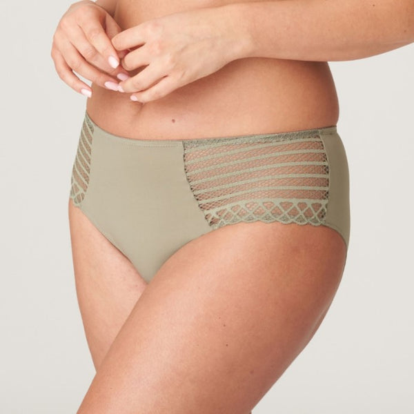 //www.esterella.nl/cdn/shop/files/Low-ps_0541931_BTQ_2_600x600.jpg?v=1684751959