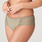 //www.esterella.nl/cdn/shop/files/Low-ps_0541932_BTQ_2_compact.jpg