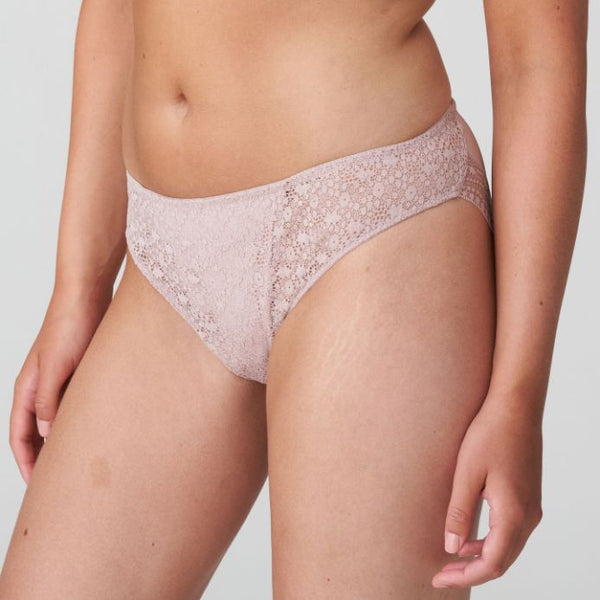 //www.esterella.nl/cdn/shop/files/Low-ps_0541970_BDS_2_600x600.jpg?v=1702239594