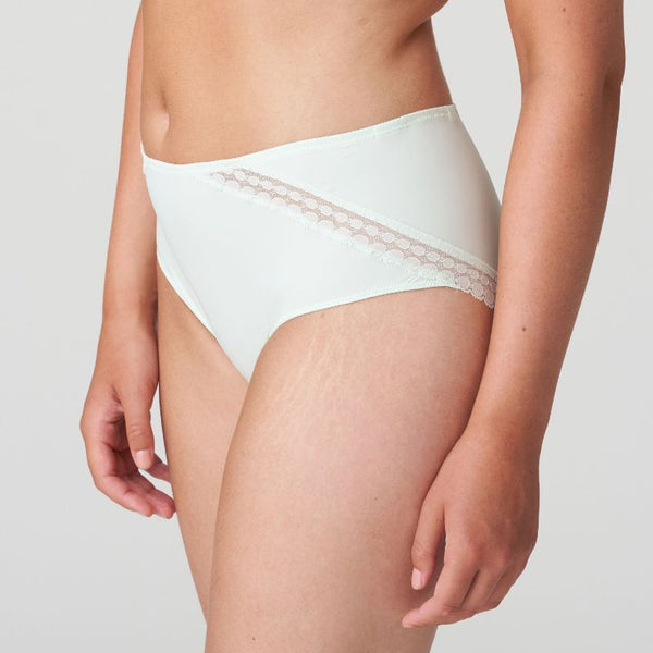 //www.esterella.nl/cdn/shop/files/Low-ps_0542361_FDP_2_600x600.jpg?v=1702369418