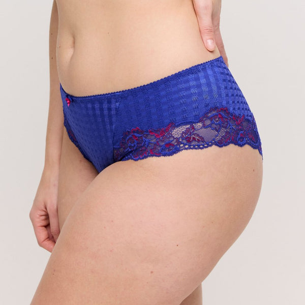 //www.esterella.nl/cdn/shop/files/Low-ps_0562127_BYK_2_600x600.jpg?v=1753283346