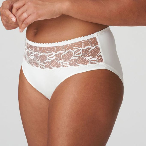 //www.esterella.nl/cdn/shop/files/Low-ps_0563471_NAT_2_600x600.jpg?v=1701846564