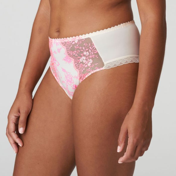 //www.esterella.nl/cdn/shop/files/Low-ps_0563521_VBM_2_600x600.jpg?v=1705327870