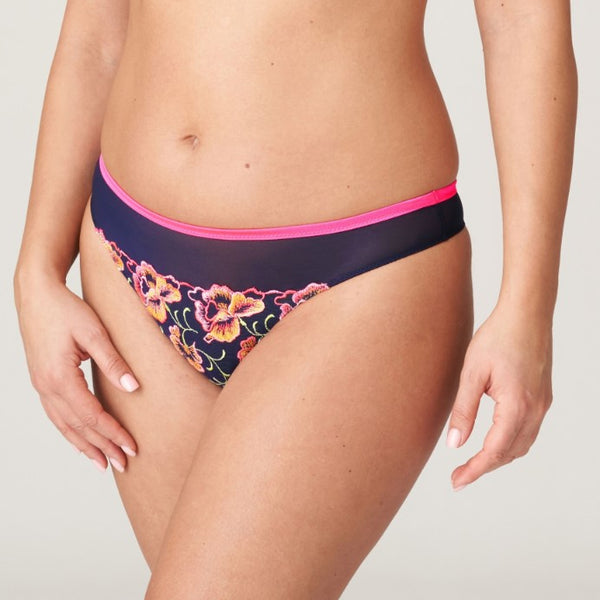 //www.esterella.nl/cdn/shop/files/Low-ps_0663440_VEL_2_600x600.jpg?v=1684754715