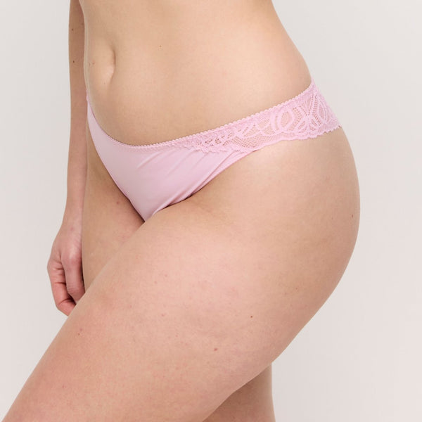 //www.esterella.nl/cdn/shop/files/Low-ps_0663530_SNR_2_600x600.jpg?v=1750347094