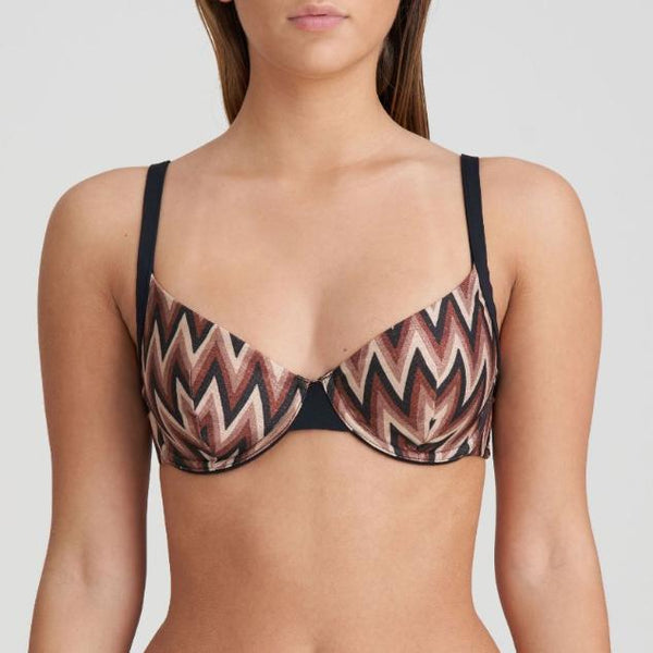 //www.esterella.nl/cdn/shop/files/Low-ps_1007012_MIR_600x600.jpg?v=1704467294