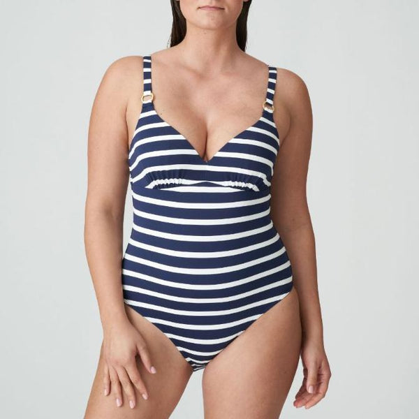 //www.esterella.nl/cdn/shop/files/Low-ps_4011539_WBL_600x600.jpg?v=1705580711