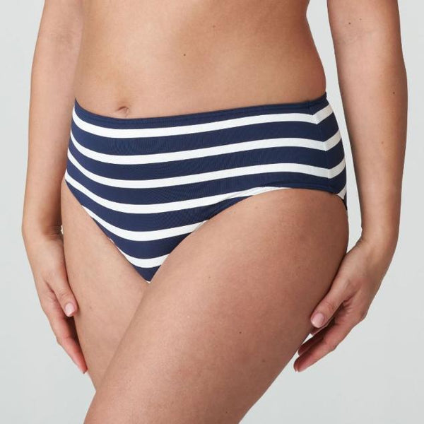 //www.esterella.nl/cdn/shop/files/Low-ps_4011551_WBL_2_600x600.jpg?v=1705580756