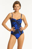 //www.esterella.nl/cdn/shop/files/S11-SL1018TWCROSSFRONTBANDEAUONEPIECENIGHTSKY-23509-Bond-Eye-Sealevel-D1-0387_FLC_compact.jpg