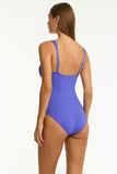 //www.esterella.nl/cdn/shop/files/S19-SL1039ECOSPLICEDONEPIECEIRIS-24281-Bond-Eye-Sealevel-D2-0591edited_cropped_compact.jpg