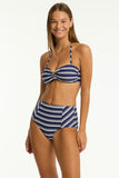 //www.esterella.nl/cdn/shop/files/S52-SL3051BAVBARBANDEAUFRENCHNAVYSL4010BAPANELLEDHIGHWAISTPANTFRENCHNAVY-24281-Bond-Eye-Sealevel-D2-1296_cropped_compact.jpg