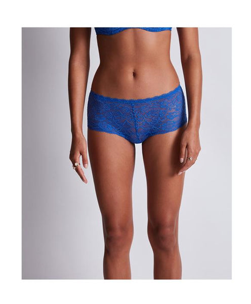 //www.esterella.nl/cdn/shop/files/aubade-short-blauw-hk70-6_705x705_1408722_600x600.jpg?v=1683189045