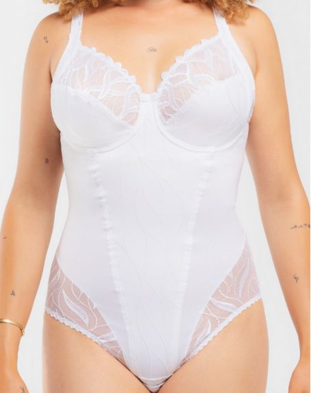 //www.esterella.nl/cdn/shop/files/body-con-aros-louisa-bracq-julia-blanco_600x600.jpg?v=1692182320
