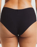 //www.esterella.nl/cdn/shop/files/boxer-louisa-bracq-albanach-negro_1_compact.jpg