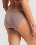 //www.esterella.nl/cdn/shop/files/calzoncillo-louisa-bracq-julia-taupe_1_compact.jpg