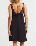 //www.esterella.nl/cdn/shop/files/camison-louisa-bracq-paco-negro_1_compact.jpg