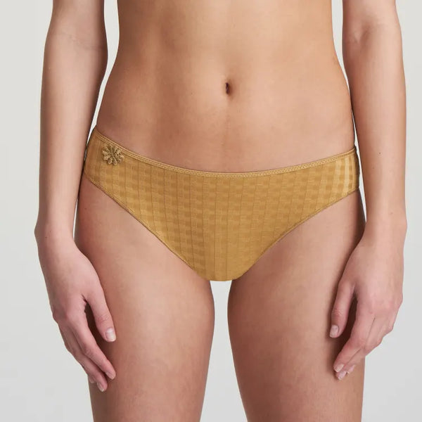 //www.esterella.nl/cdn/shop/files/eservices_marie_jo-lingerie-briefs-avero-0500410-gold-0_3522392_600x600.webp?v=1693211457