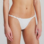Avero String 0600413 White