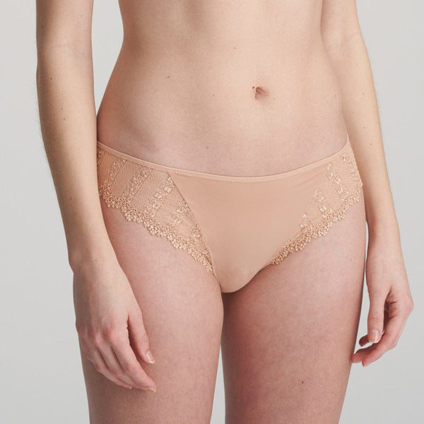 //www.esterella.nl/cdn/shop/products/ChristyRioSlip0502380LightTan__1_600x600.jpeg?v=1642223172