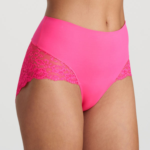 //www.esterella.nl/cdn/shop/products/ColorStudioLaceTailleSlip0521631BloggerPink__2_600x600.jpeg?v=1642197832