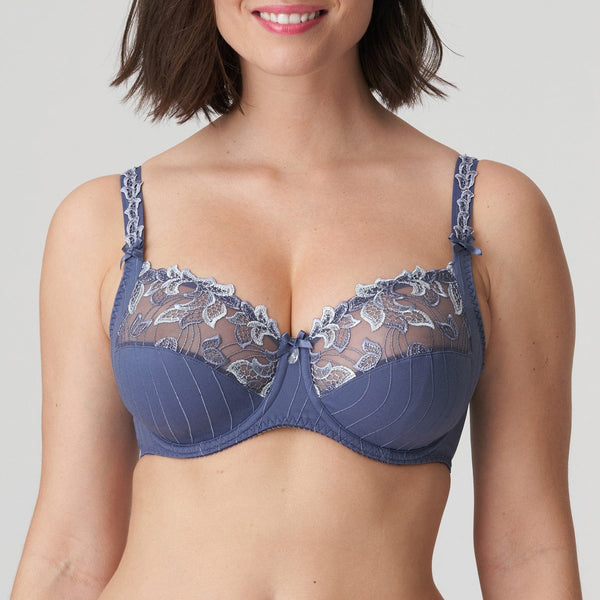 //www.esterella.nl/cdn/shop/products/DeauvilleBeugelBh0161815Nightshadow__1_600x600.jpeg?v=1642177222