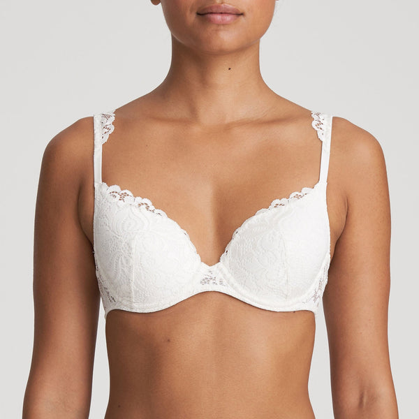 //www.esterella.nl/cdn/shop/products/ElisVoorgevormdeBeugelBh0102506Natural__1_600x600.jpeg?v=1642162569
