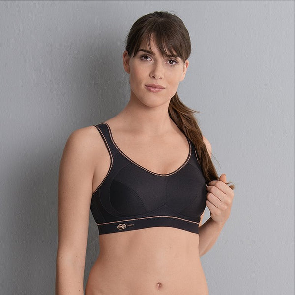 //www.esterella.nl/cdn/shop/products/ExtremeControlSportBh5527471Black_Gold__1_600x600.jpeg?v=1659956705