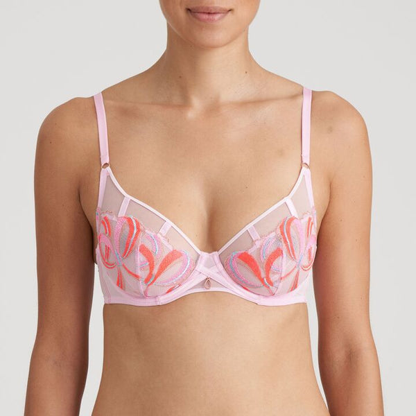 //www.esterella.nl/cdn/shop/products/Low-ps_0102691_LLR_600x600.jpg?v=1674237501