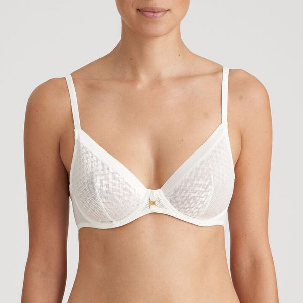 //www.esterella.nl/cdn/shop/products/Low-ps_0122244_NAT_600x600.jpg?v=1672157467