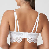 //www.esterella.nl/cdn/shop/products/Low-ps_0141886_WIT_3_compact.jpg