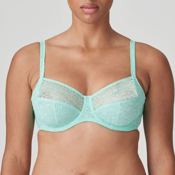 //www.esterella.nl/cdn/shop/products/Low-ps_0141970_MIA_600x600.jpg?v=1675494029
