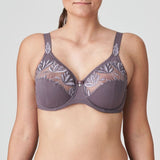 //www.esterella.nl/cdn/shop/products/Low-ps_0163157_EYS_compact.jpg