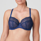 //www.esterella.nl/cdn/shop/products/Low-ps_0163181_ROY_2_compact.jpg