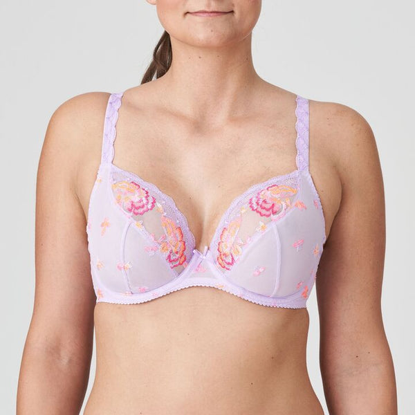 //www.esterella.nl/cdn/shop/products/Low-ps_0163214_PTL_600x600.jpg?v=1677441107